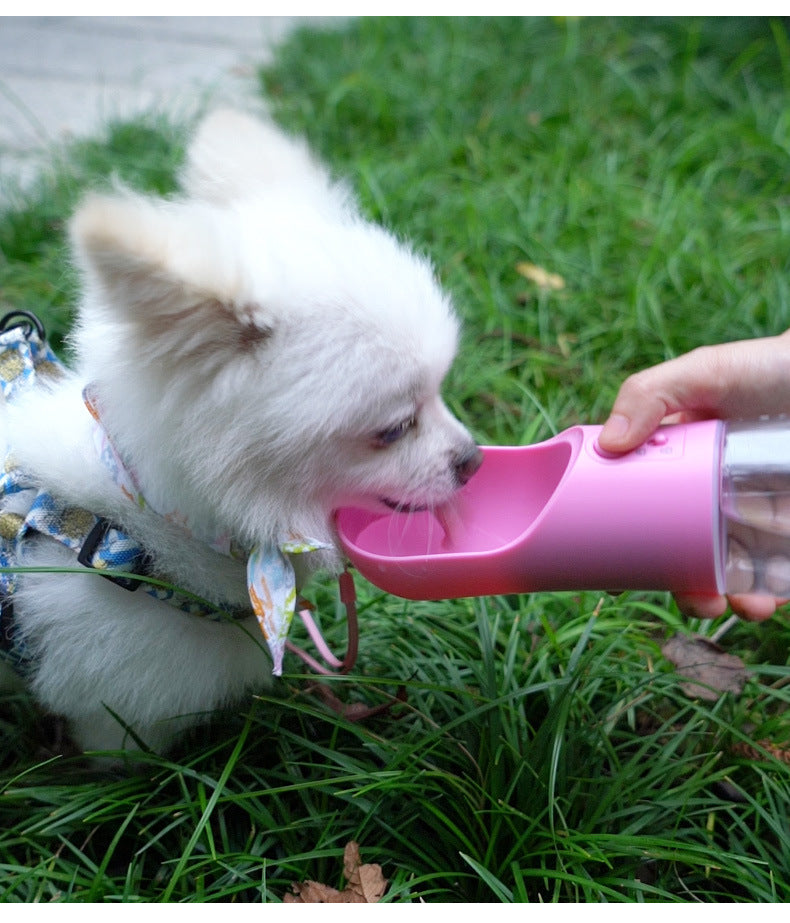 Portable Dog Water Bottle – Leak-Proof Travel Dispenser
